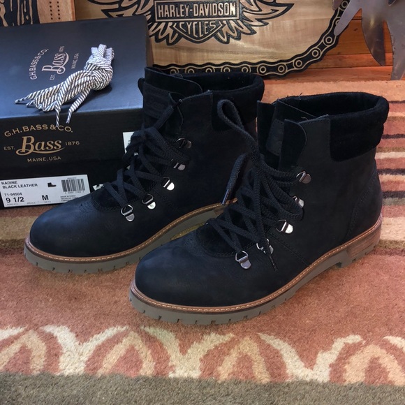 Black leather booties sz. 9.5 - Picture 2 of 8